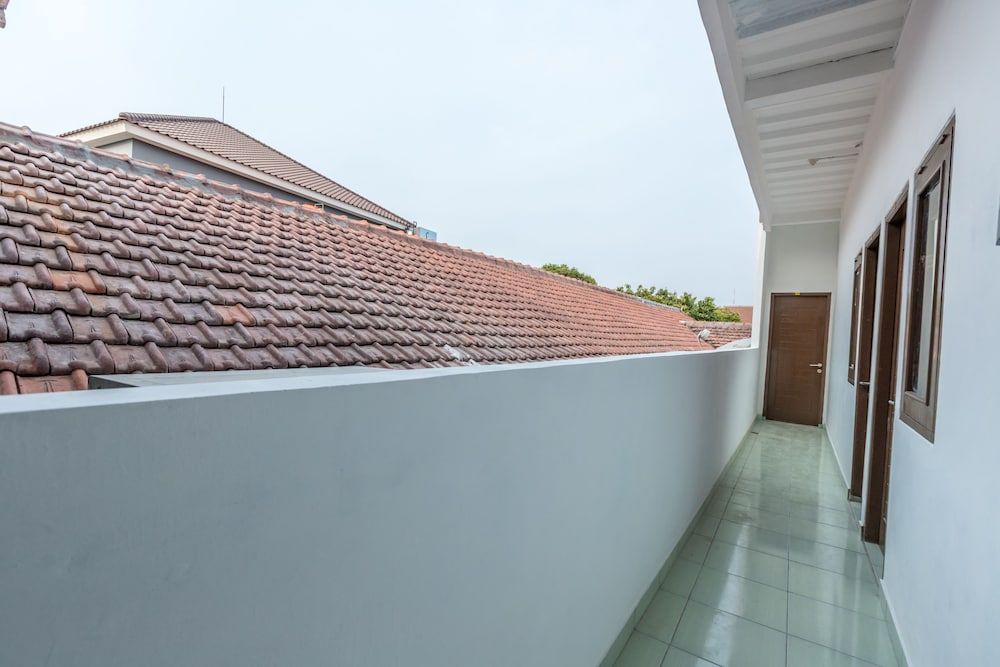 undefined OYO 1082 Kost Arie 1 7