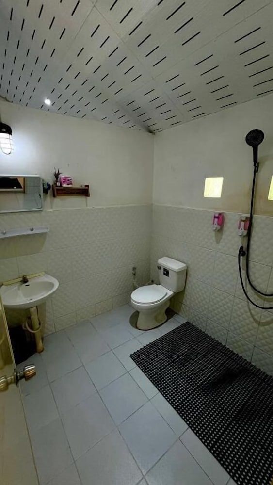 Kood Life 4-Bedroom House 4