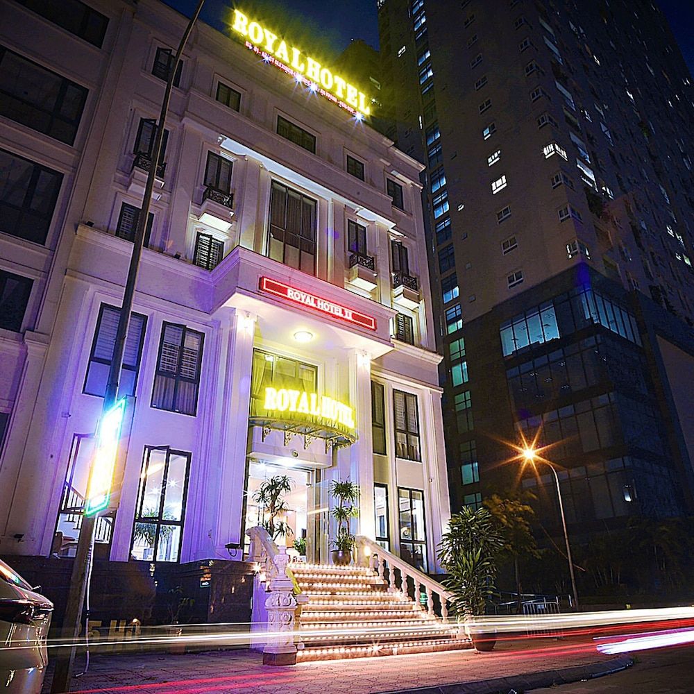 undefined Royal Hotel II 8