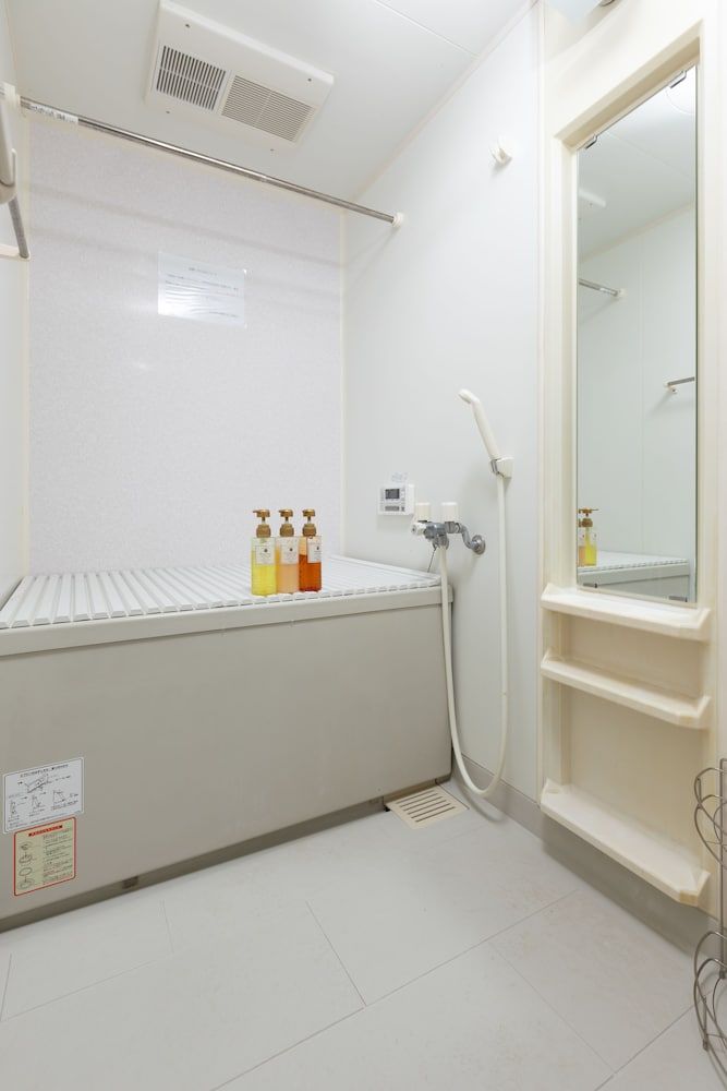 ABC guesthouse Japanese Style Room, 4 People, Shared Bathroom A 8