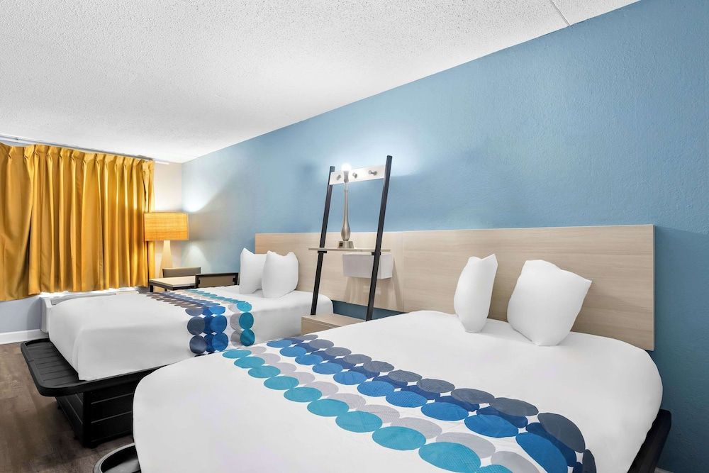 Suburban Studios Brunswick I-95