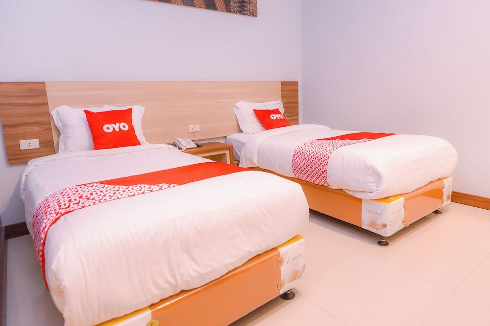 Super OYO Capital O 1630 Hotel Syariah Ring Road Deluxe Twin Room 3