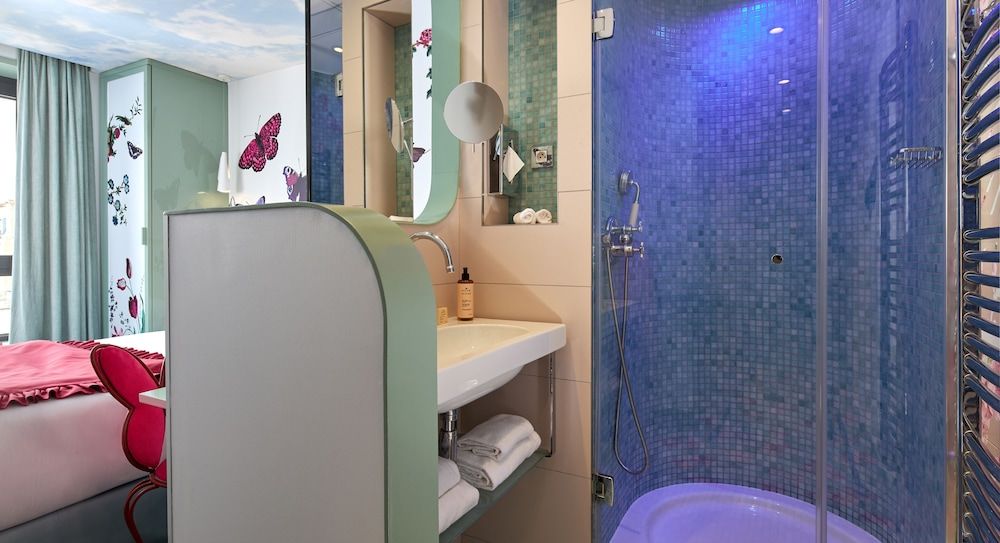 Vice Versa Classic Double or Twin Room 10