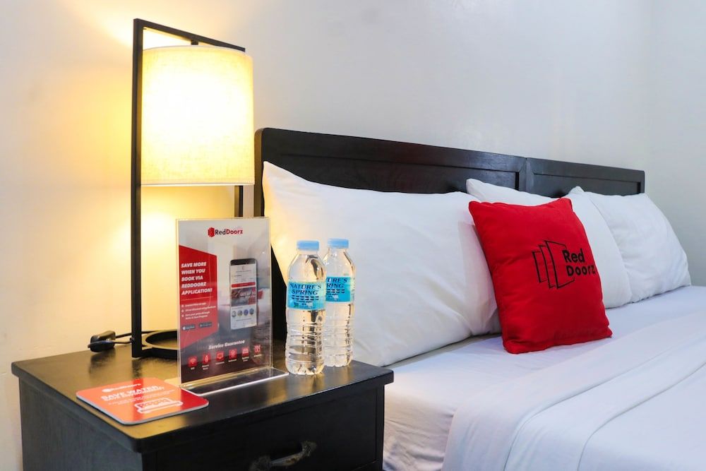 undefined RedDoorz Plus @ Mabolo Cebu 6