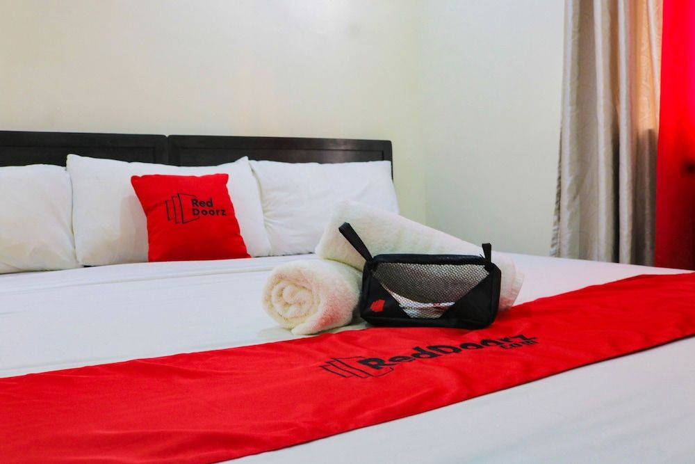 undefined RedDoorz Plus @ Mabolo Cebu 7
