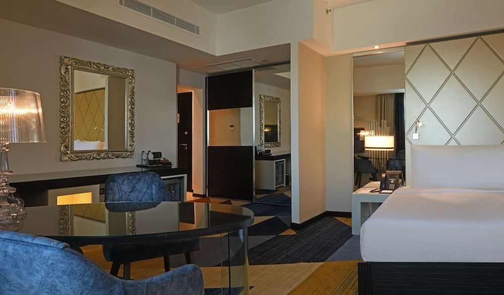 undefined Hilton Amman 5