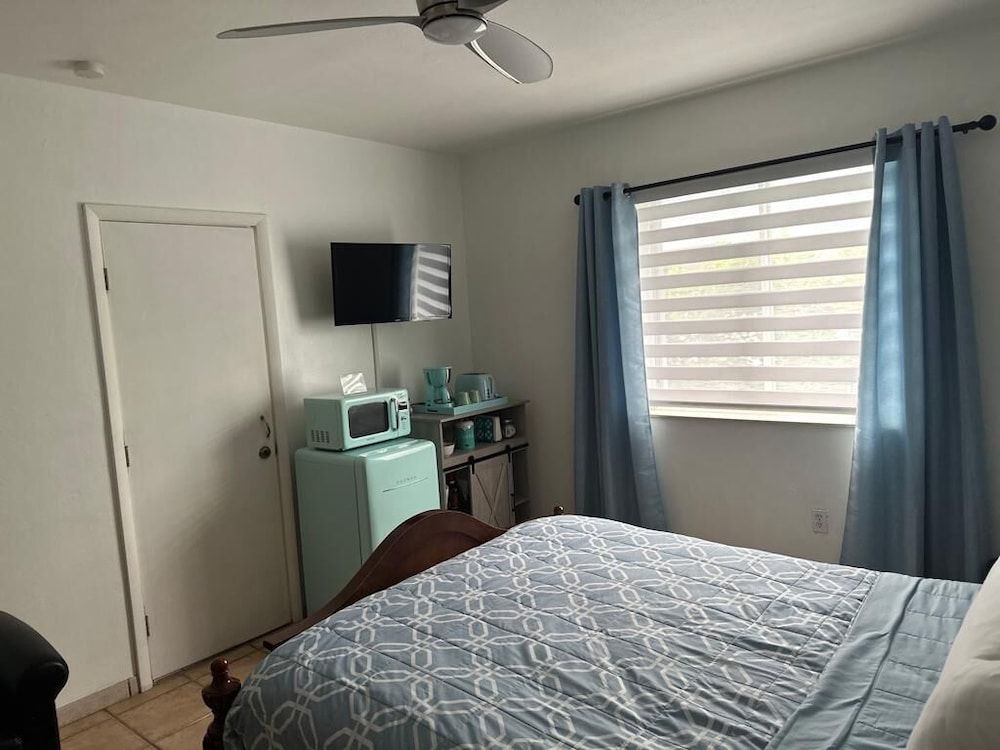 BLUE HOUSE Double Room, 1 Queen Bed with Sofa bed 12