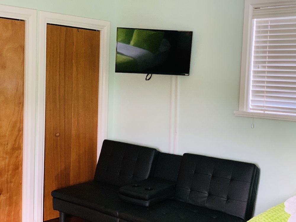 BLUE HOUSE Deluxe Quadruple Room, Garden View 15