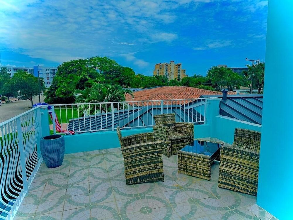 BLUE HOUSE Deluxe Quadruple Room, Garden View 5