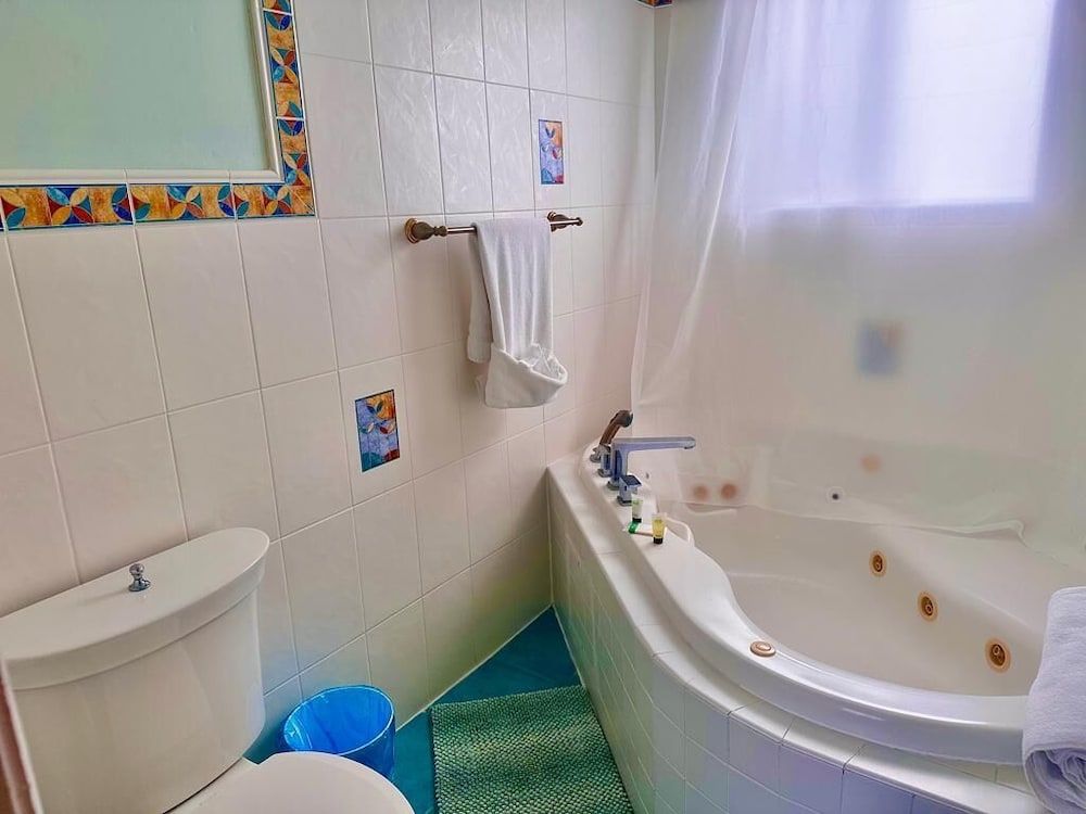 BLUE HOUSE Deluxe Quadruple Room, Garden View 8