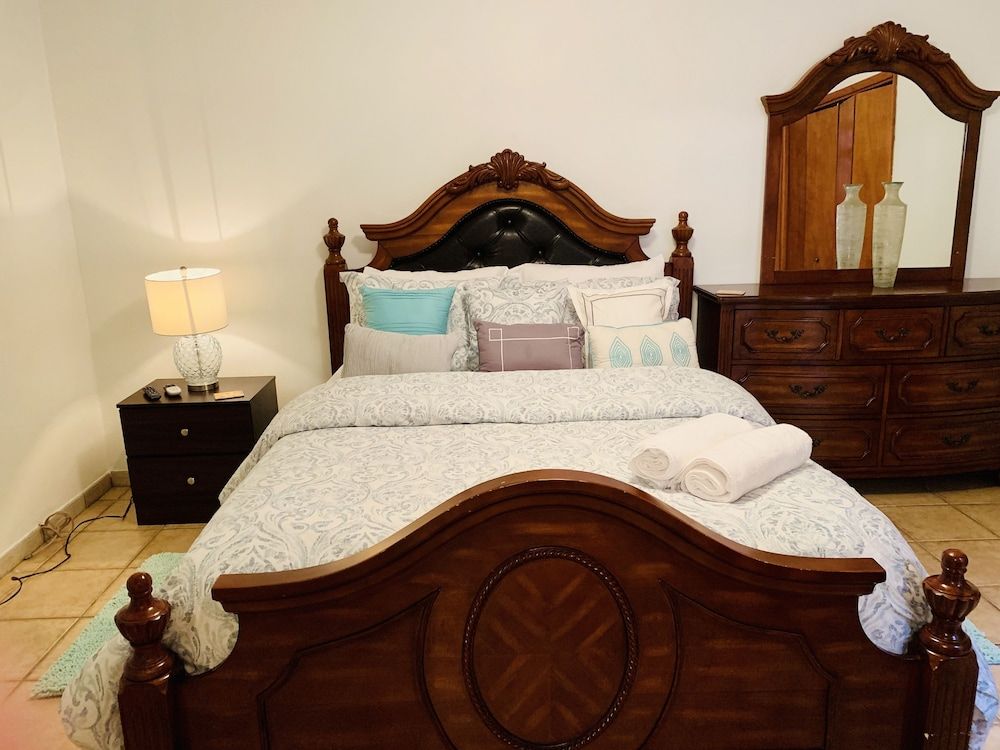 BLUE HOUSE Double Room, 1 Queen Bed with Sofa bed 4