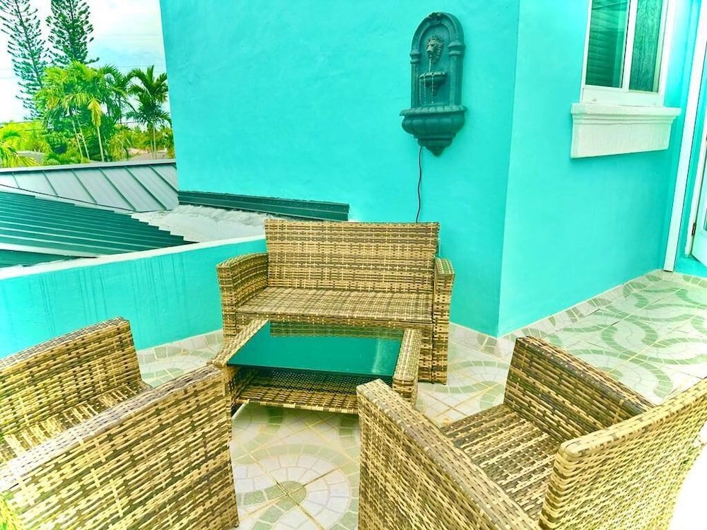 BLUE HOUSE Deluxe Quadruple Room, Garden View 4