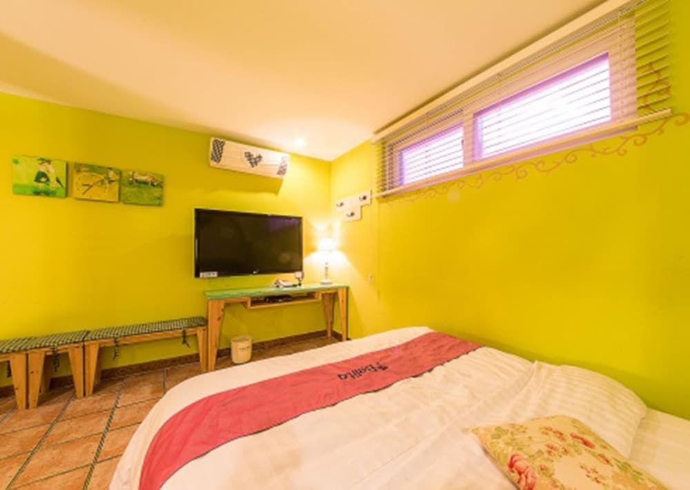 Belita N Goodtime Drive-in Motel Suite (Provence) 4