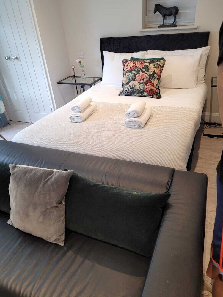 undefined Catharine House by condokeeper 8