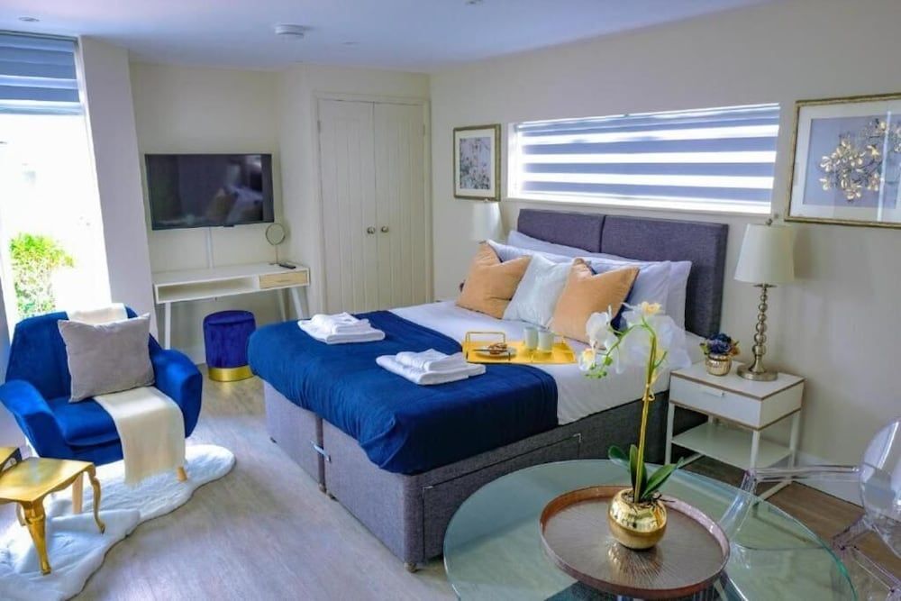 undefined Catharine House by condokeeper 3