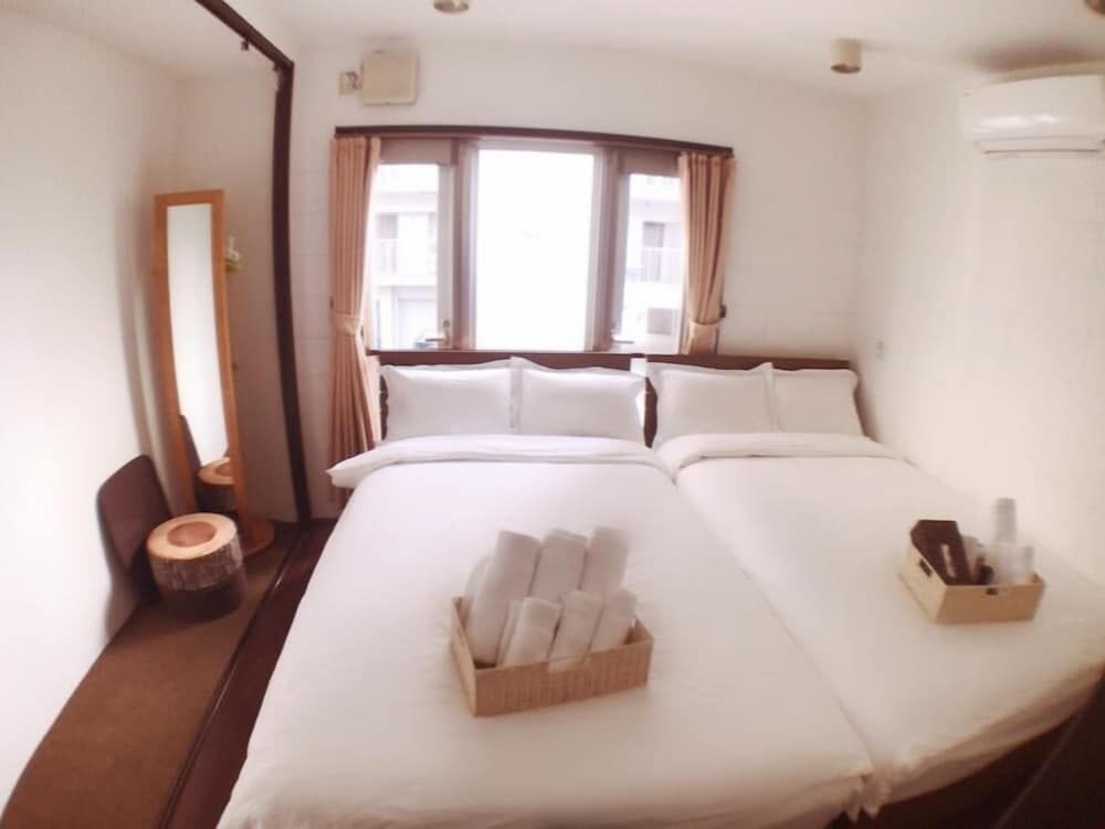undefined Osaka Sinsei Guest House 7
