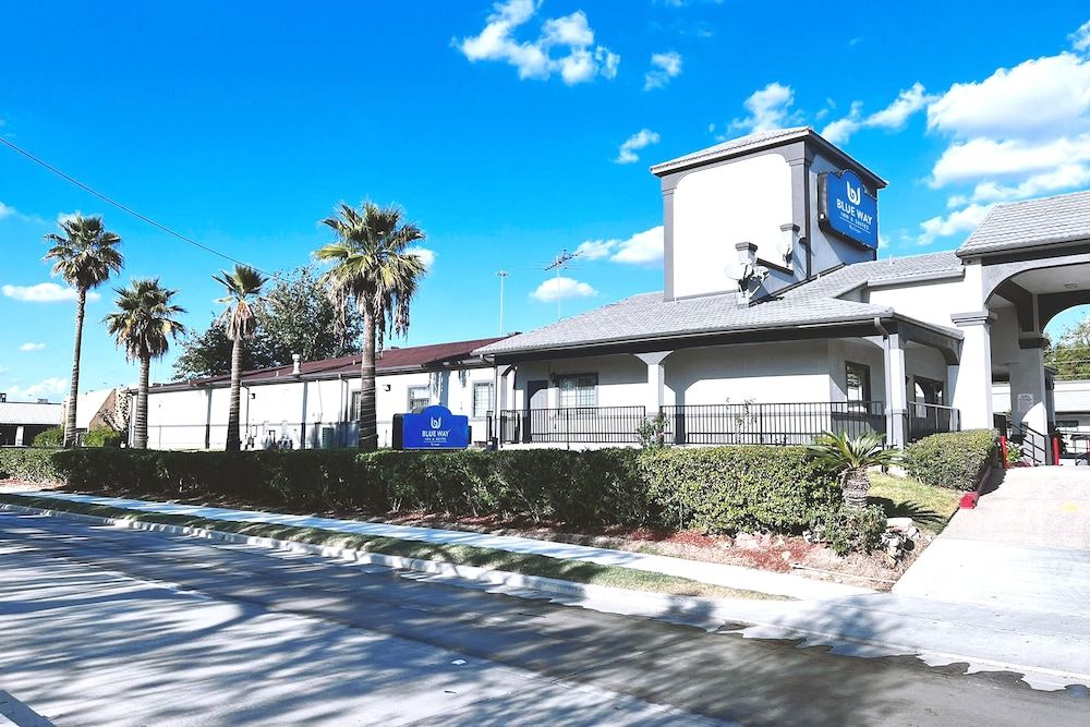 undefined Blue Way Inn & Suites By Jasper Houston