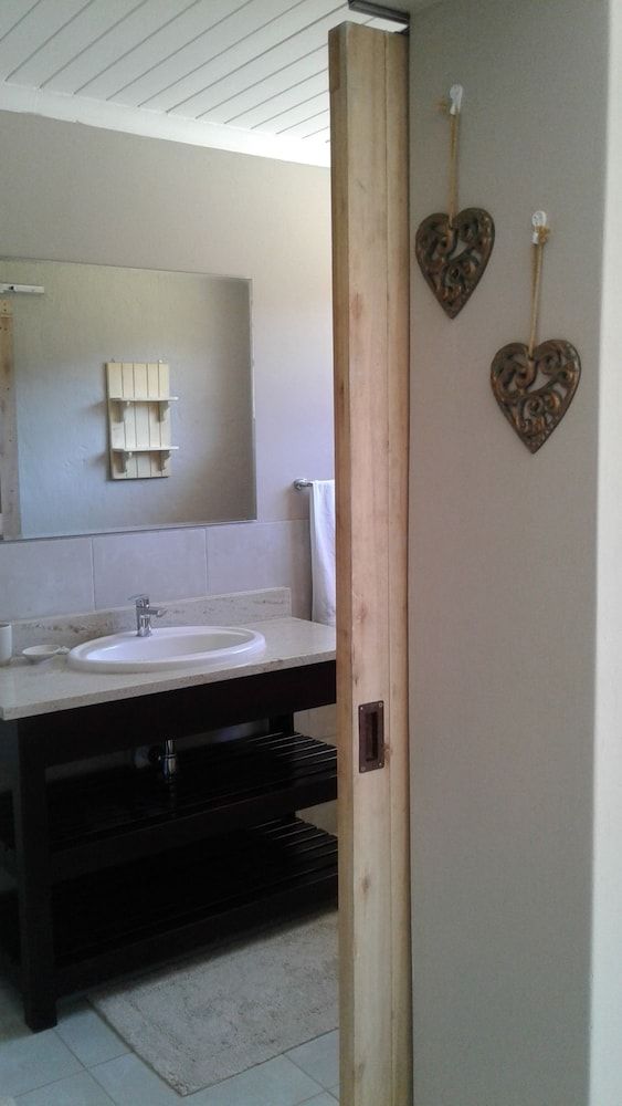 Ledges Retreat Family Cottage, 2 Bedrooms, Mountain View 9