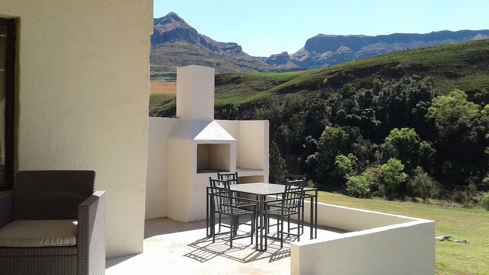 Ledges Retreat Family Cottage, 2 Bedrooms, Mountain View 6