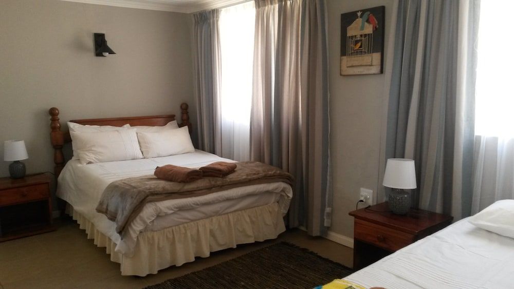 Family House, 2 Bedrooms, Mountain View