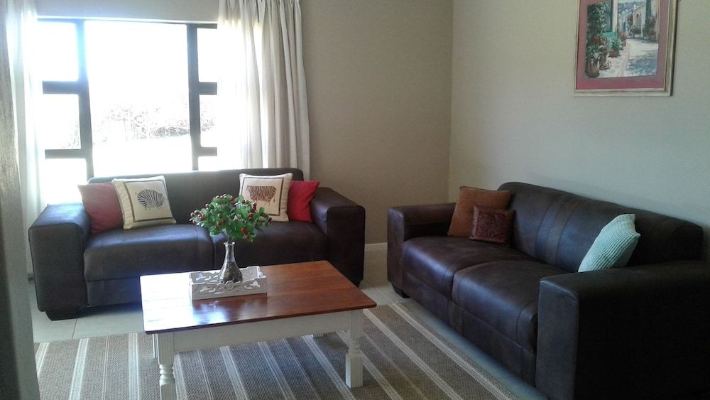 Ledges Retreat Family Cottage, 2 Bedrooms, Mountain View 13