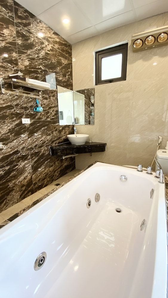 O Zoli Home Deluxe Double Room 10