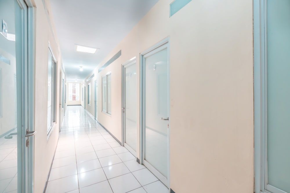 undefined Super OYO 1868 J&b Room Pramuka 10