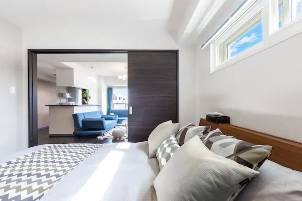 undefined Stardust 9