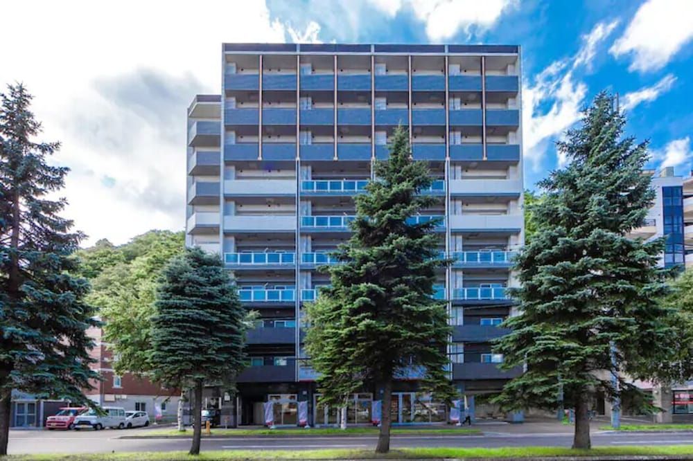 undefined Stardust 7