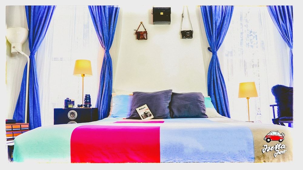 The Polaroid Room with Shared Bath and Private Porch