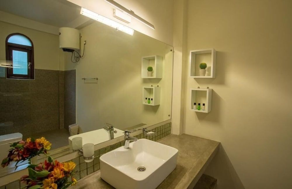 The Wind Castle Rock Retreat 9