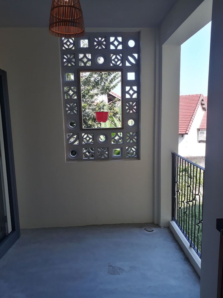 undefined Pink Tulip Hoi An 9