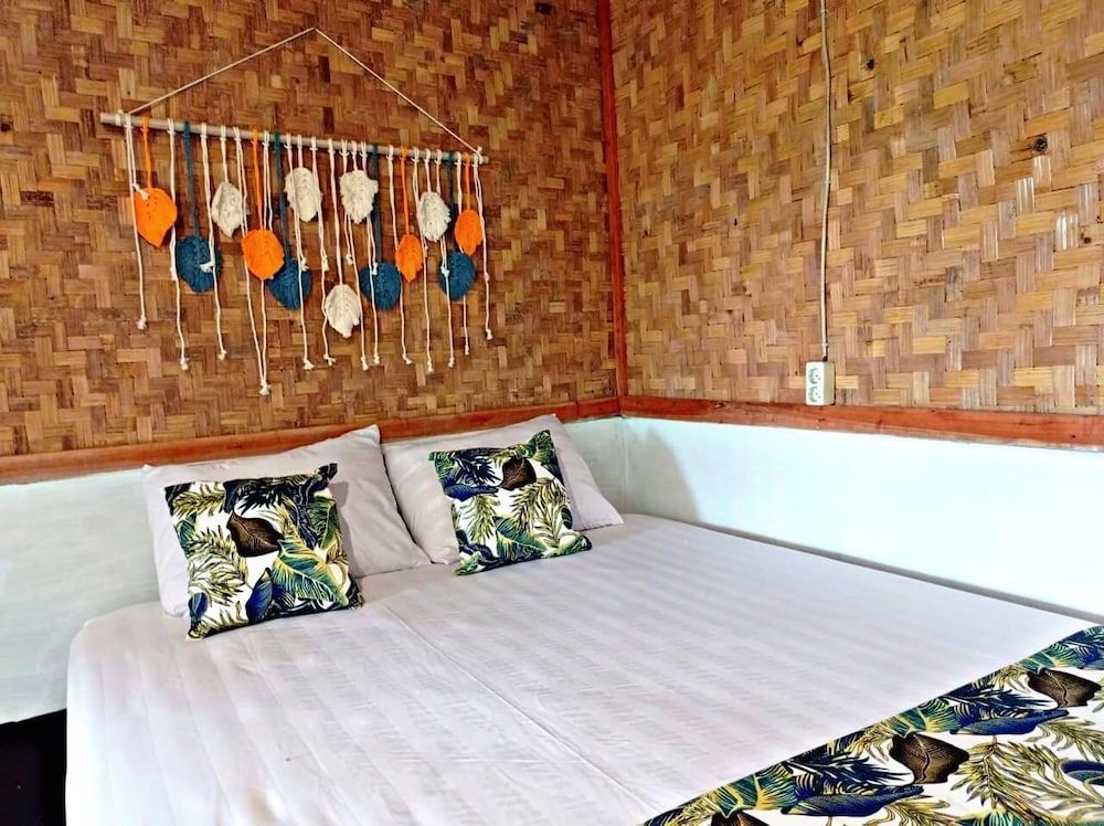 Cianjur Paddies Hostel Basic Quadruple Room 3