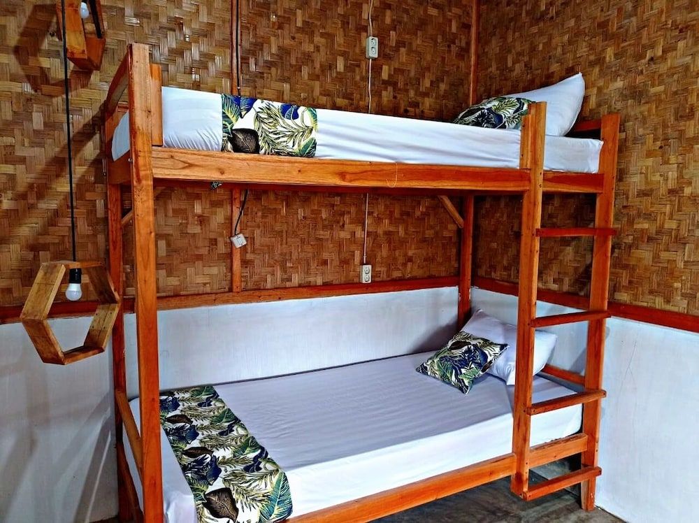 Cianjur Paddies Hostel Basic Quadruple Room 12