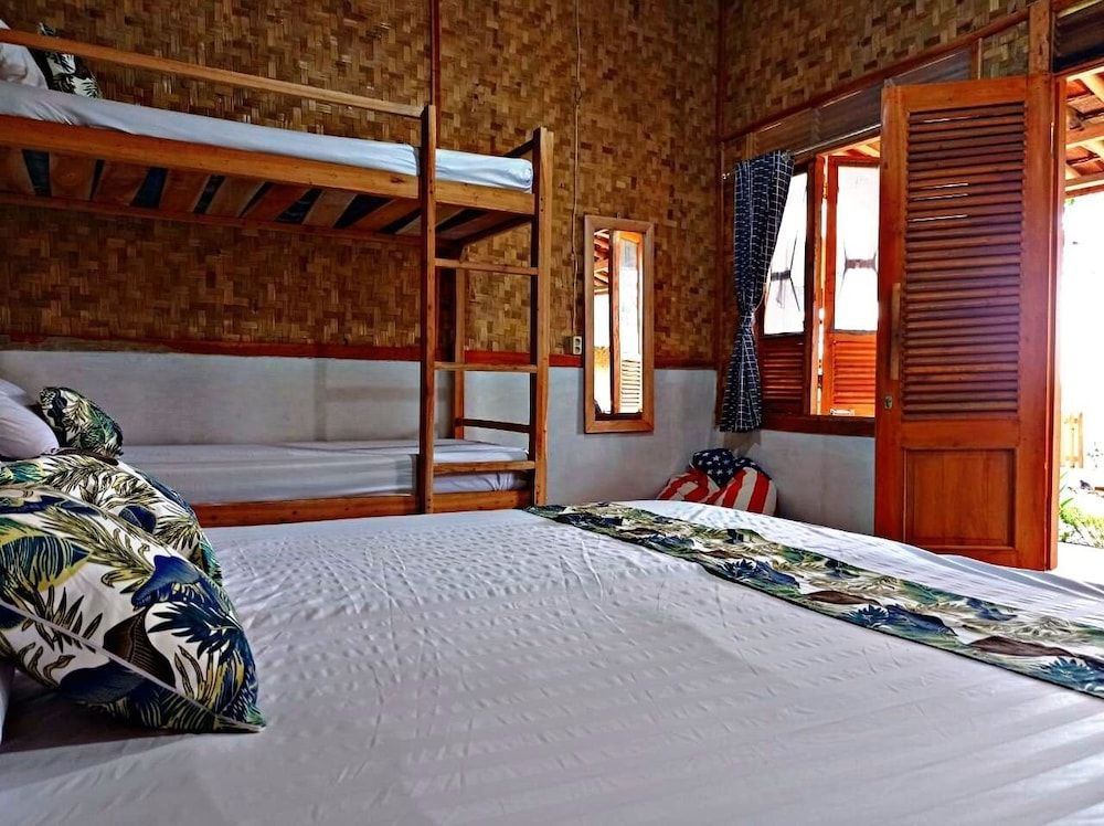 Cianjur Paddies Hostel Basic Quadruple Room 4