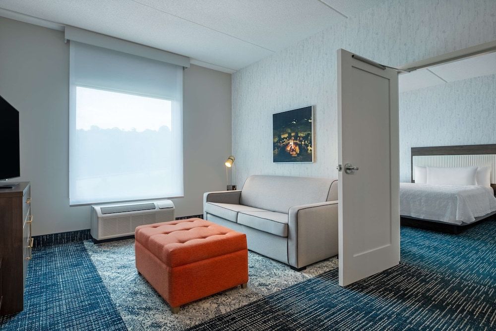 Suite, 1 Queen Bed