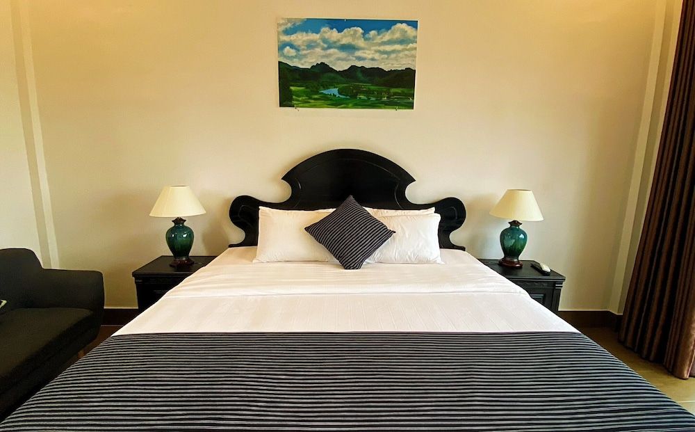 Karst Villas Phong Nha Deluxe Room 3