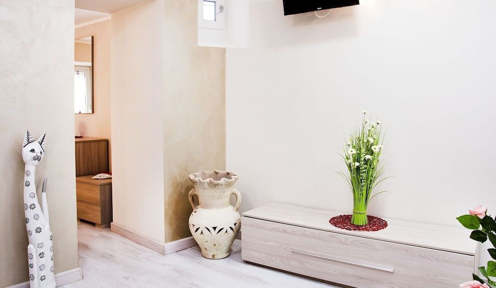 B&B Porta San Paolo Deluxe Quadruple Room (Vicoletto) 6