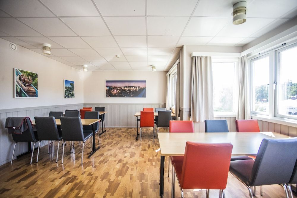 undefined Lisebergsbyn Vandrarhem - Hostel 8