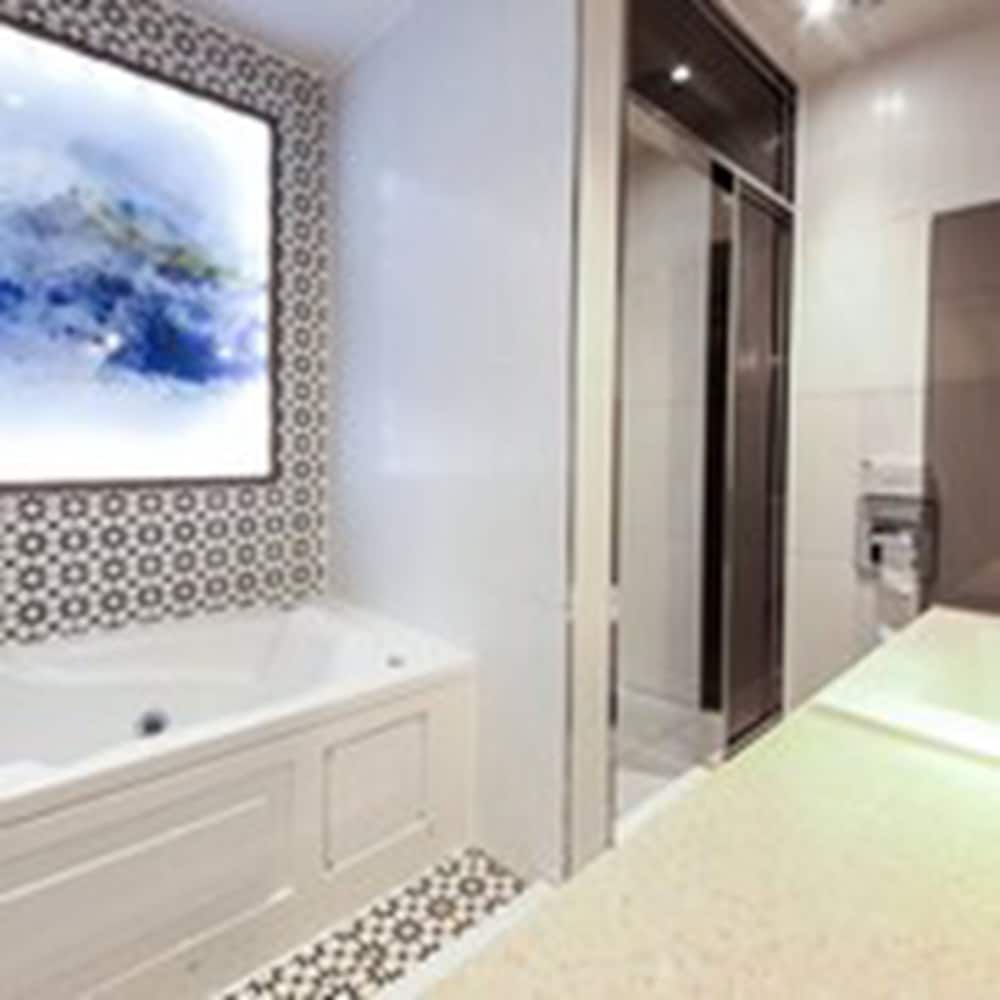 Hotel Yeogiuhtte Gwangyang Standard Double Room 7