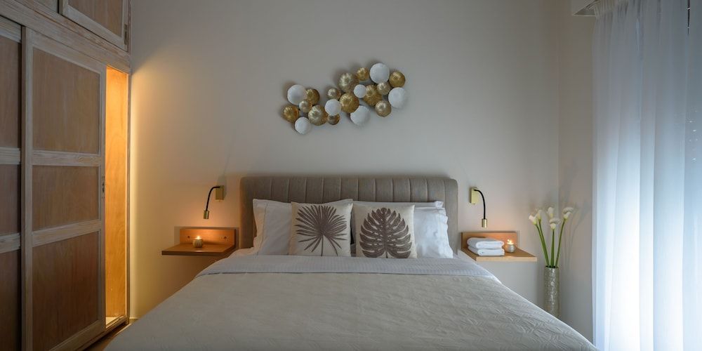 undefined Acropolis Exclusive Studio