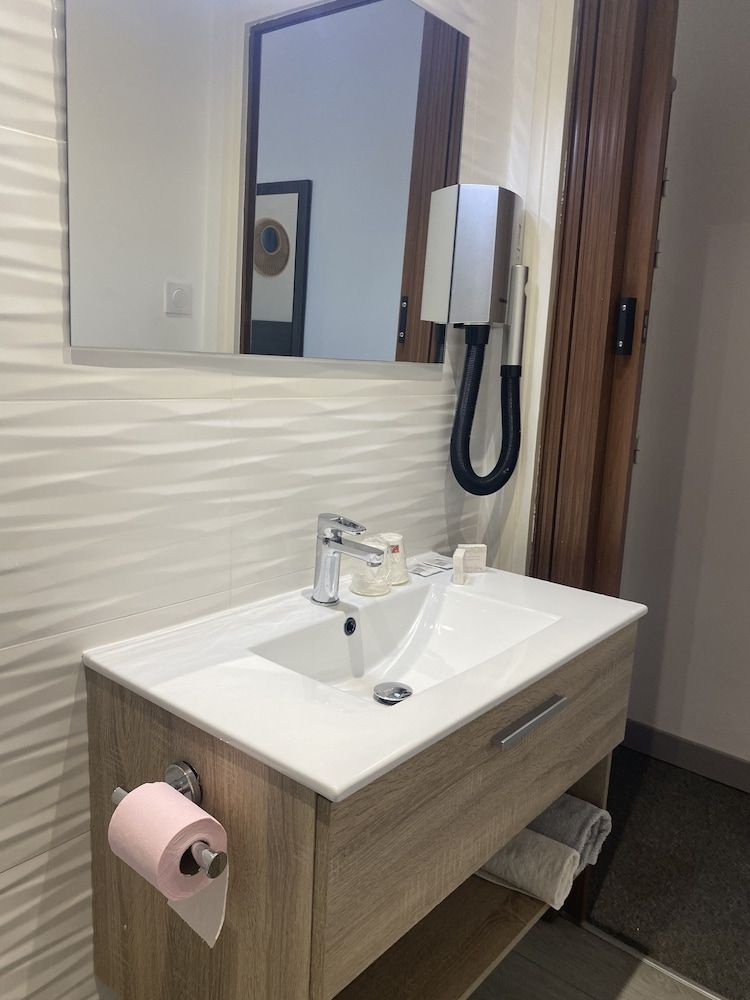 Hôtel l'Alsace Superior Room 9