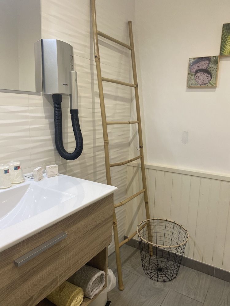 Hôtel l'Alsace Superior Room 14