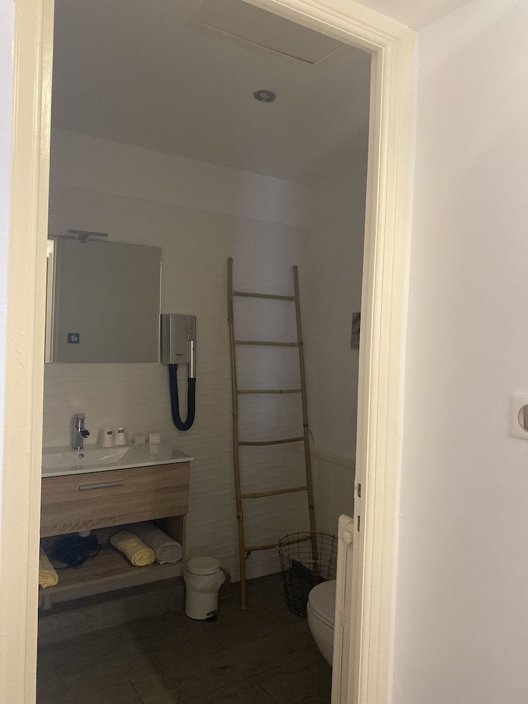 Hôtel l'Alsace Superior Room 13