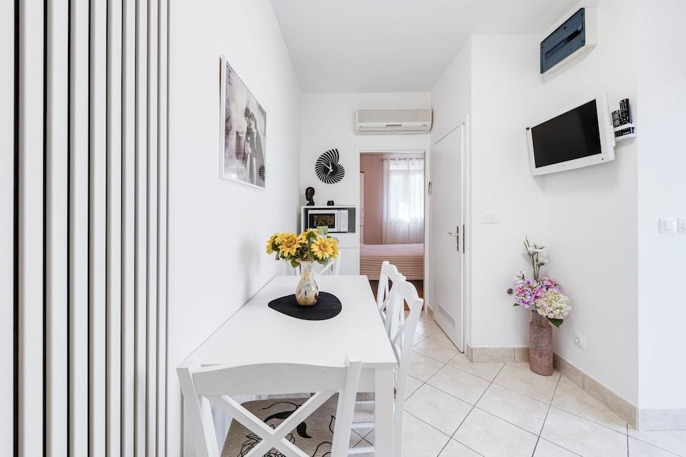 undefined Apartment Ivona With Teracce 5