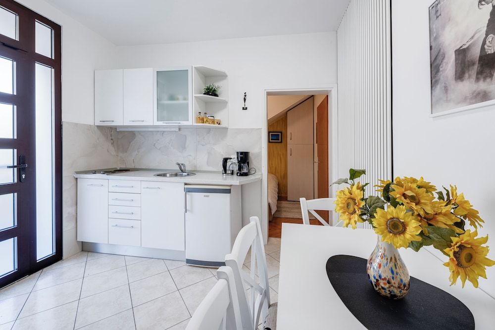 undefined Apartment Ivona With Teracce 10