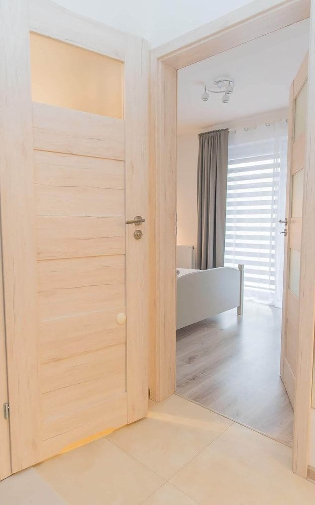 Easy Rent Apartments - COZY Deluxe Apartment 9