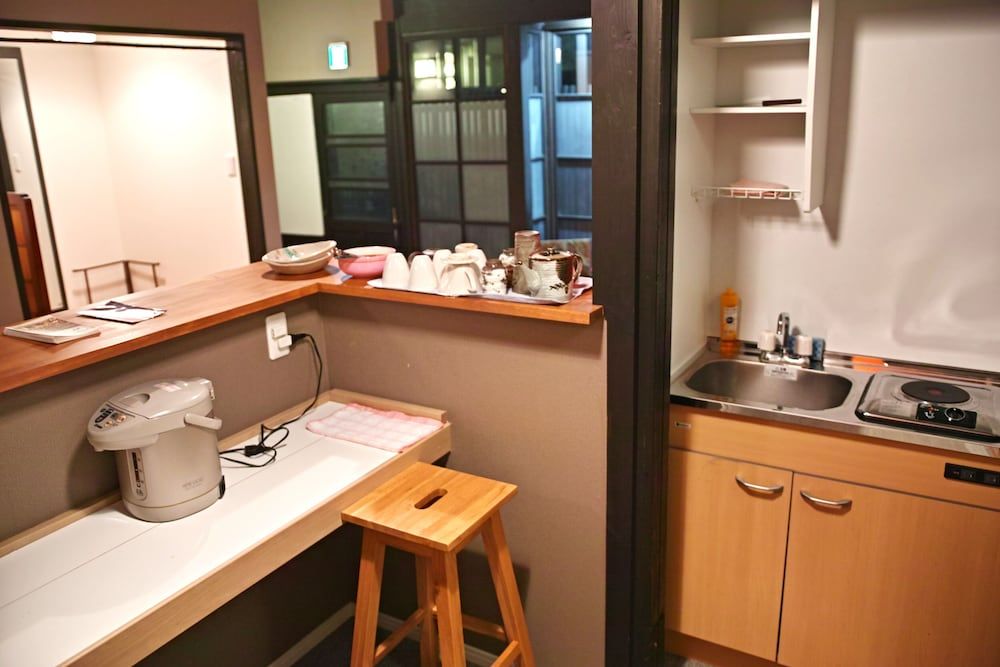 Kyoto Machiya Saikyo-Inn Holiday Home, Beni 11