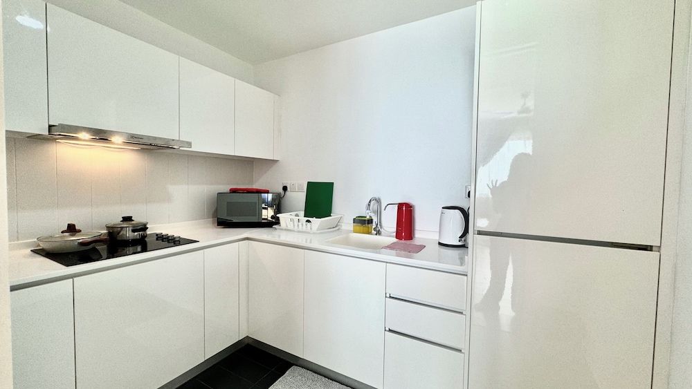 The Hub SS2 by manatidur Apartment, 1 Bedroom, Non Smoking, Kitchen 32