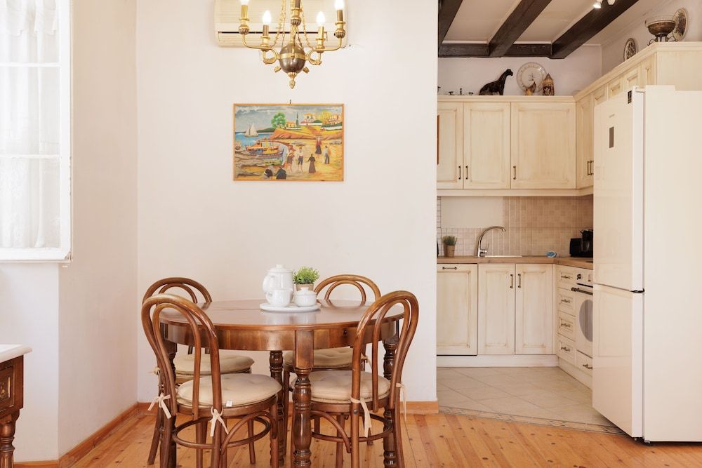 Philarmonic Orchestra Apartment By Konnect Apartment, 1 Double Bed 4